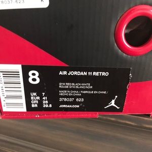 Jordan 11 Red Men size 8
